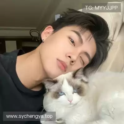 华熙皎